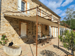Toile rétractable sur Pergola existante